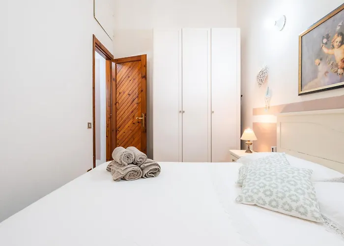 Claudia * 哥斯达雷